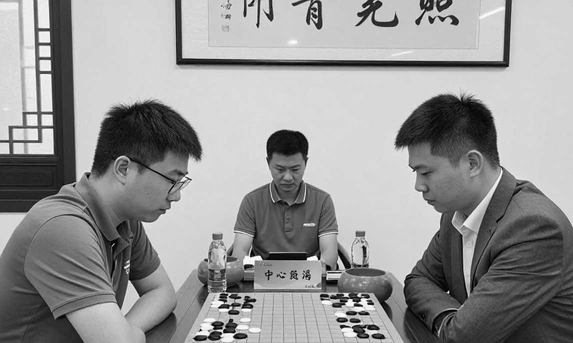 Samarkand's 15/16: China's Women and How the Chess World Sells Knowledge