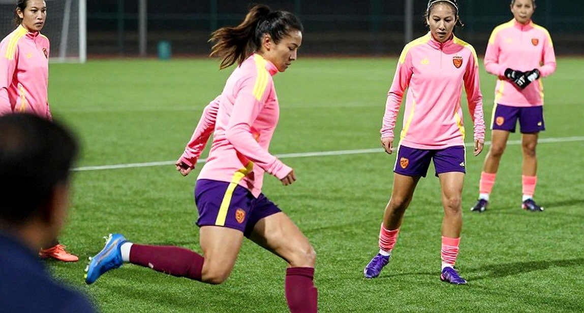 Raphinha and the Free No 9: How Barcelona Patched a Hole With a Phone Call Raphinha and the Free No 9: How Barcelona Patched a Hole With a Phone Call