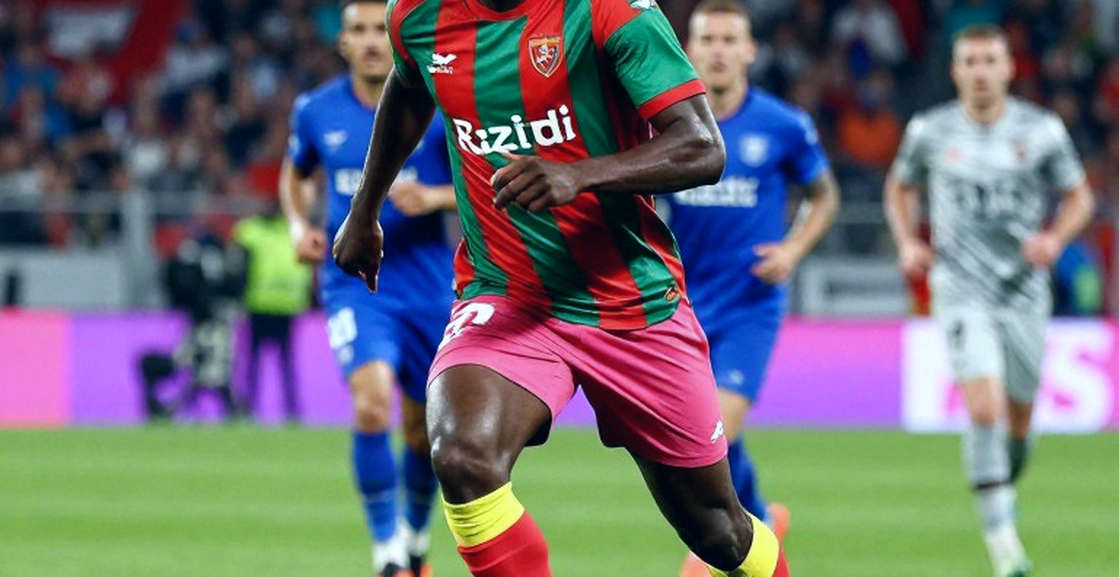 Bóng ma chuyển nhượng V.League: Khi bản phân tích trống rỗng vẫn thành tin nóng Bóng ma chuyển nhượng V.League: Khi bản phân tích trống rỗng vẫn thành tin nóng