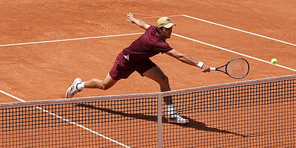 32 winners và một cú drop-shot: Sabalenka không chỉ đang bảo vệ ngôi số 1, cô ấy đang che giấu điều gì đó 32 winners và một cú drop-shot: Sabalenka không chỉ đang bảo vệ ngôi số 1, cô ấy đang che giấu điều gì đó