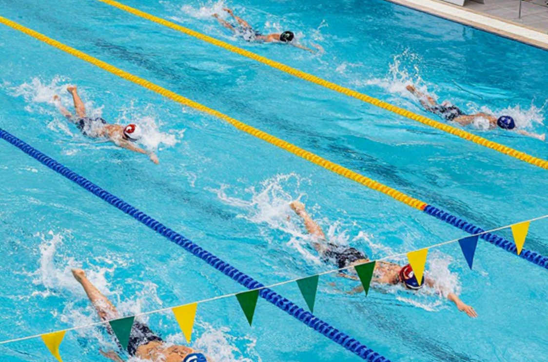 Gui Caribe bùng nổ với 45.61 tại José Finkel Trophy, phá kỷ lục giải và giành HCV 100m tự do bể ngắn