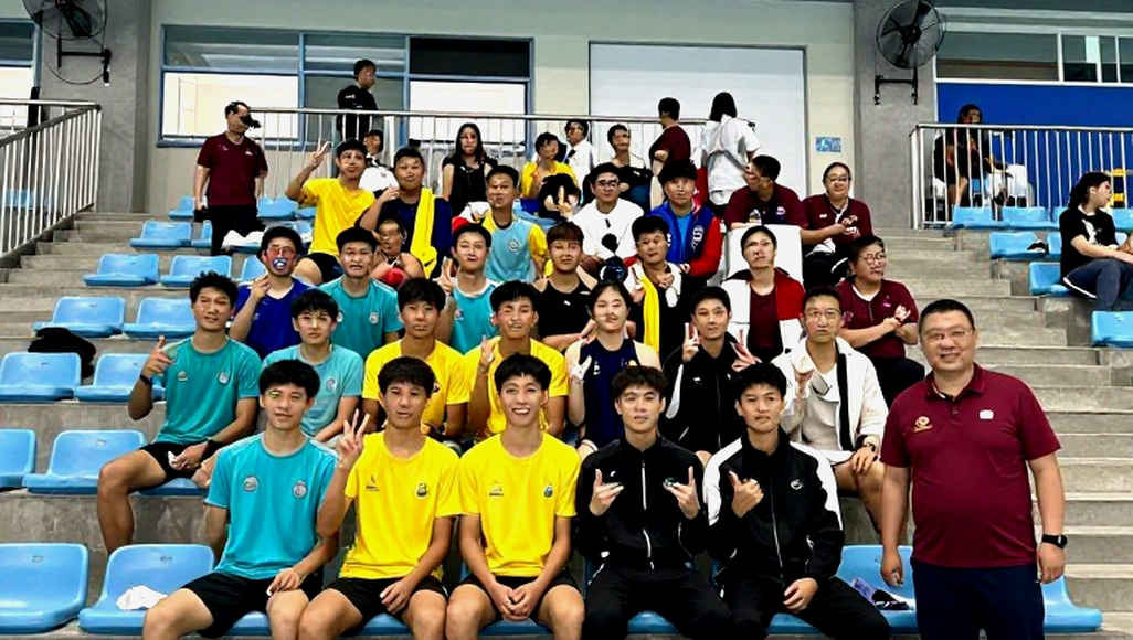 Bryant University Tuyển Dụng Hỗ Trợ Viên Huấn Luyện Viên Bơi Lội Dưới Nước Vai Trò Tình Nguyện Tại Chương Trình NCAA