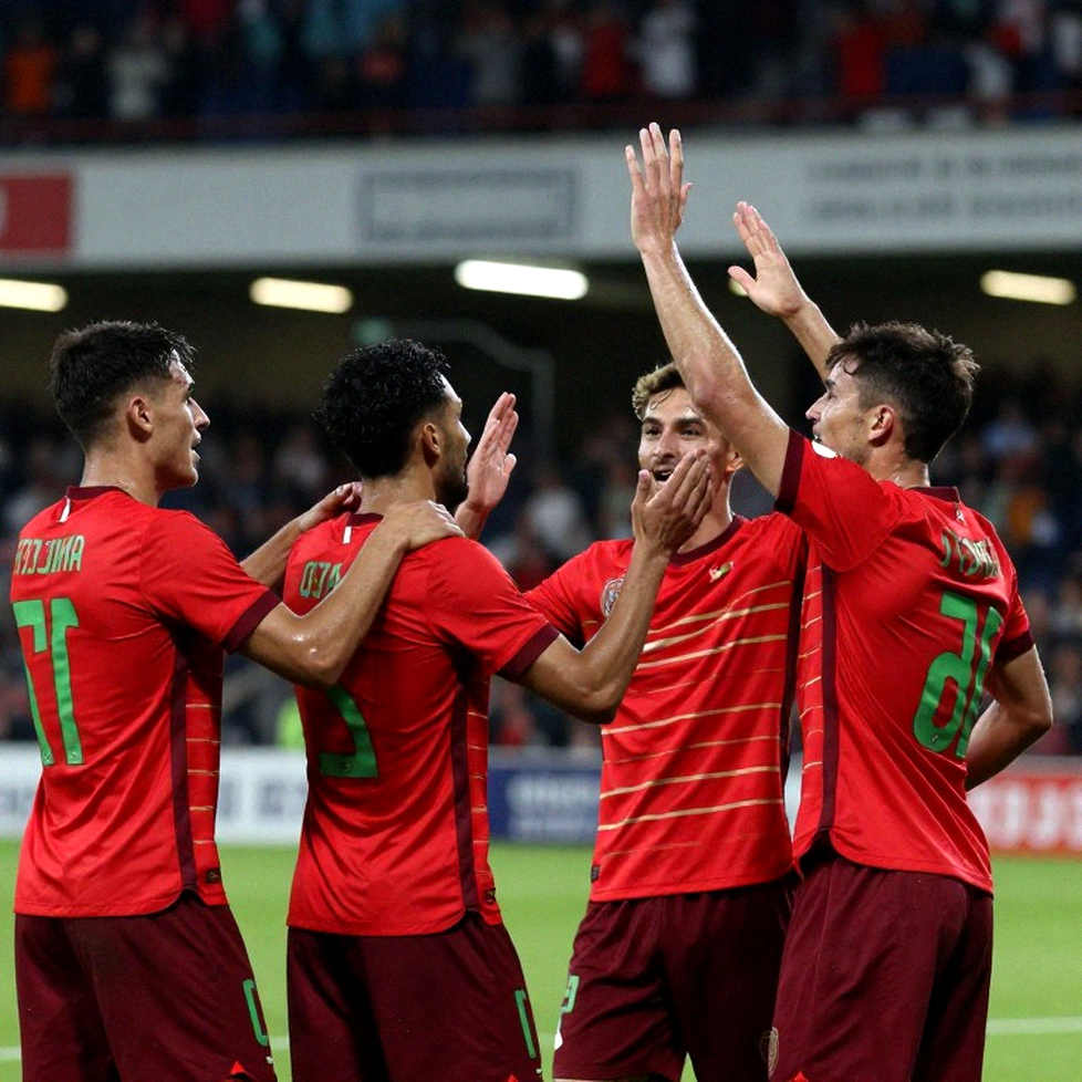 Vietnamese Football and the Silence of Data: When a Volley Needs Numbers Vietnamese Football and the Silence of Data: When a Volley Needs Numbers
