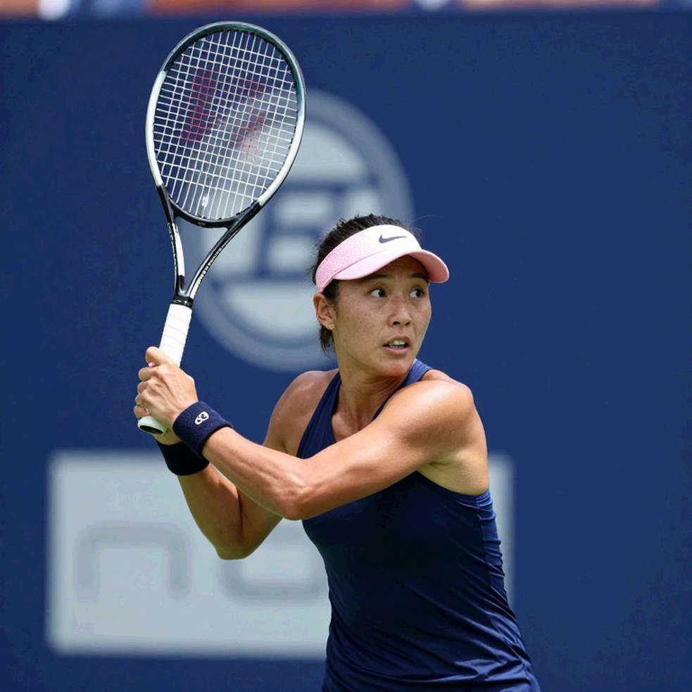 Brent at $107, airfare, and the world No. 87: the transmission chain nobody measures in tennis