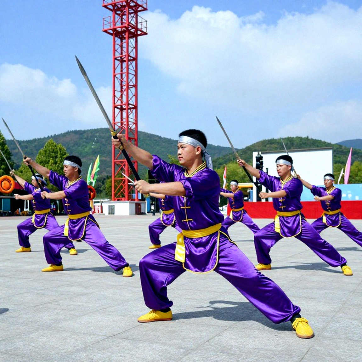 Trần Thị Cẩm Tú và trận chung kết 0-6: đọc bảng điểm kumite bằng dữ liệu, không bằng tiếng vỗ tay