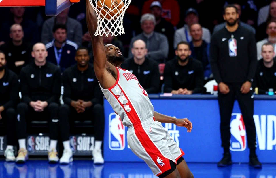 $208 Million for a Leap: Houston Rockets Go All-In on Amen Thompson $208 Million for a Leap: Houston Rockets Go All-In on Amen Thompson