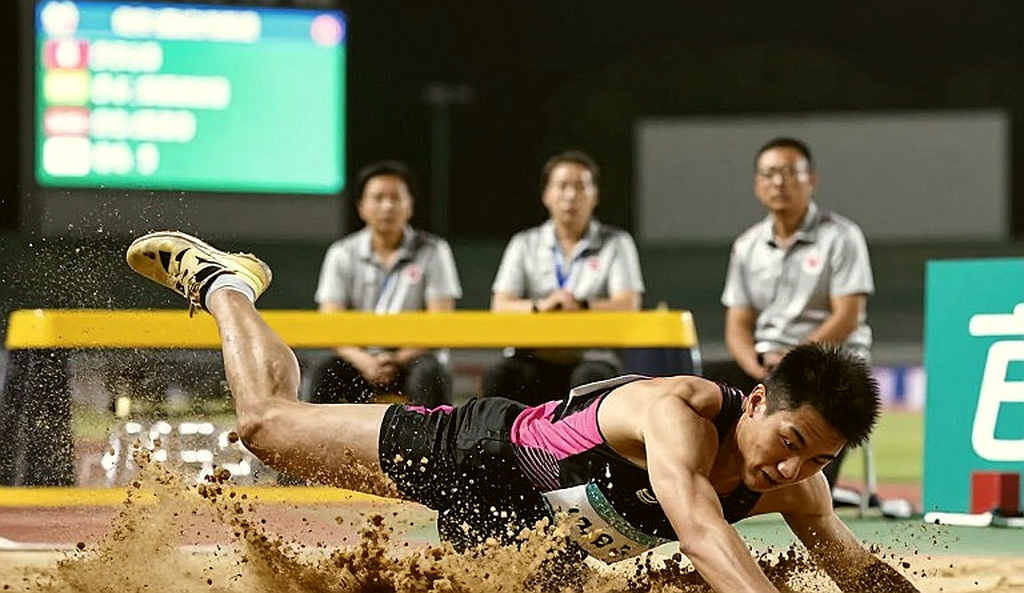 92,62 m ở Rome và một hồ sơ chưa có nguồn: bài kiểm tra dành cho Rumesh Tharanga