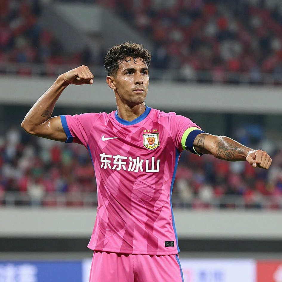 When Vietnamese Football Lacks Data: Rough Gems Lost in a Fog of Emotion When Vietnamese Football Lacks Data: Rough Gems Lost in a Fog of Emotion