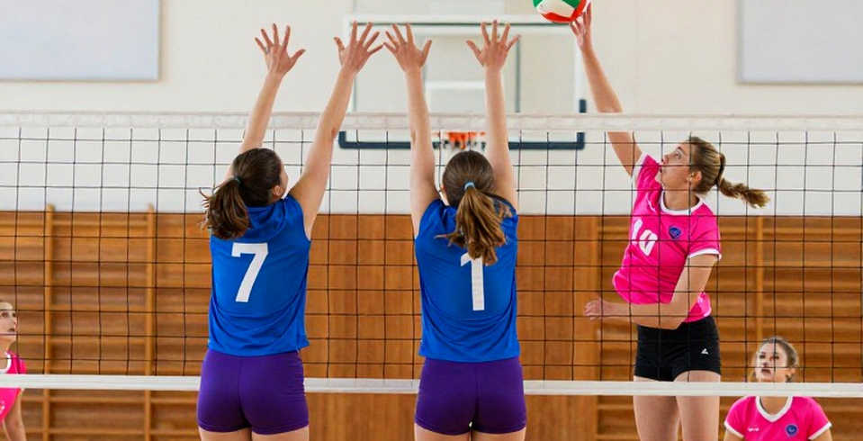 Nebraska giữ ngôi số 1 trong Top 16 đầu tiên: bảng xếp hạng NCAA này đọc lịch thi đấu, không đọc thành tích