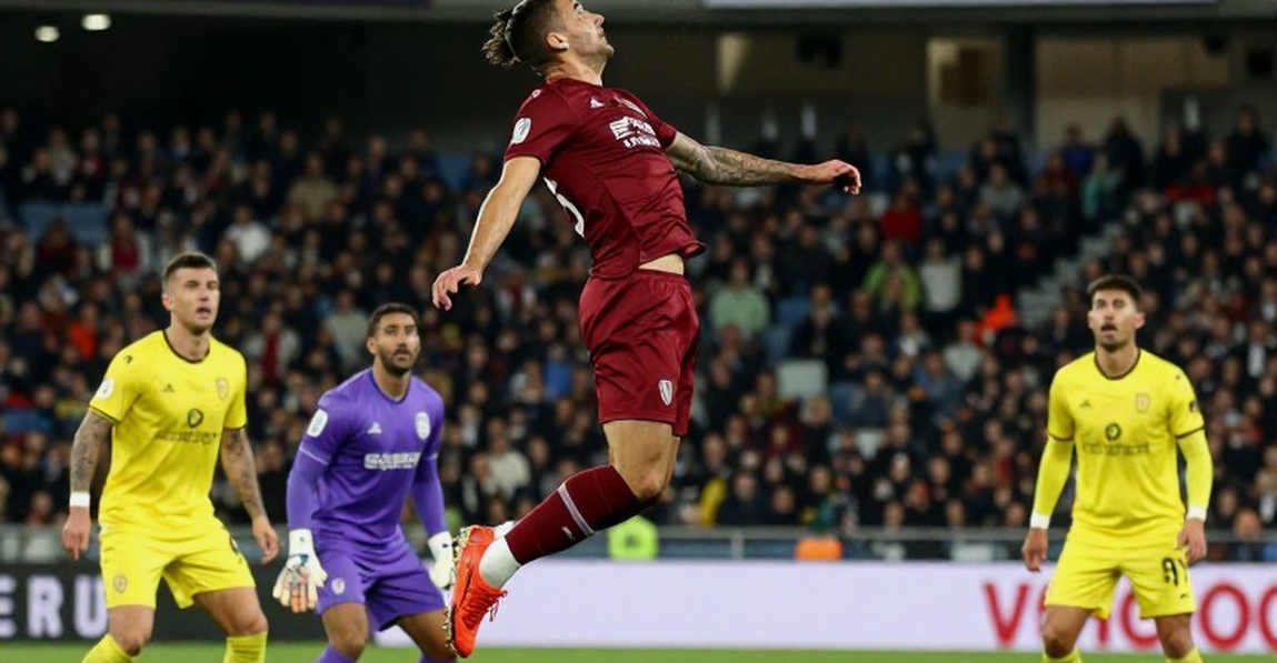 Al Nassr 0-4 Al Ain: Ronaldo's Raised Hands and a Silence Nobody Read Correctly Al Nassr 0-4 Al Ain: Ronaldo's Raised Hands and a Silence Nobody Read Correctly